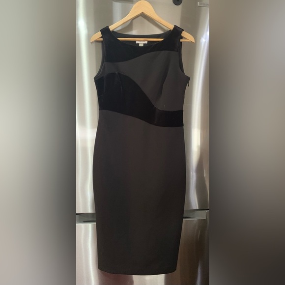 Calvin Klein Dresses & Skirts - LAST PRICE! Calvin Klein Velvet-Swirl Black Sheath Dress Size 6 excellen…